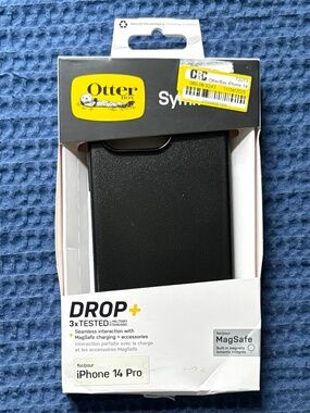iPhone 14 Pro OtterBox Symmetry MagSafe Case - Black